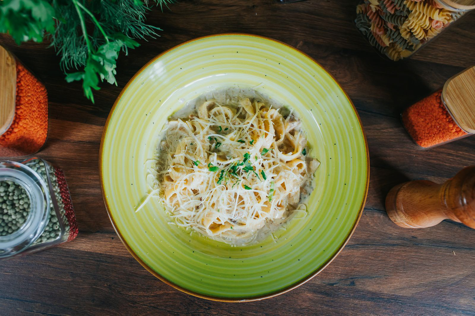 Tagliatelle funghi porcini livrare Florești și Cluj-Napoca